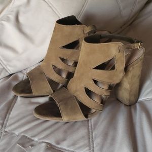 Audrey Brooke block heel sandals
